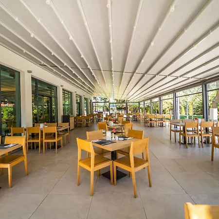 Hotel Hvd Club Bor Ultra - Private & Free Parking 4*